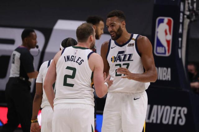 爱游戏网页版-米球缺阵全队错愕 全员三分哑火爵士进攻支离破碎